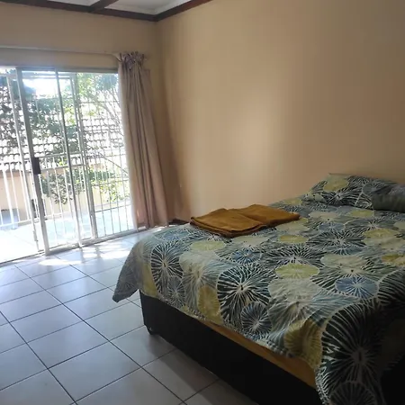 Tumelos Place Bloemfontein Buitenkant foto